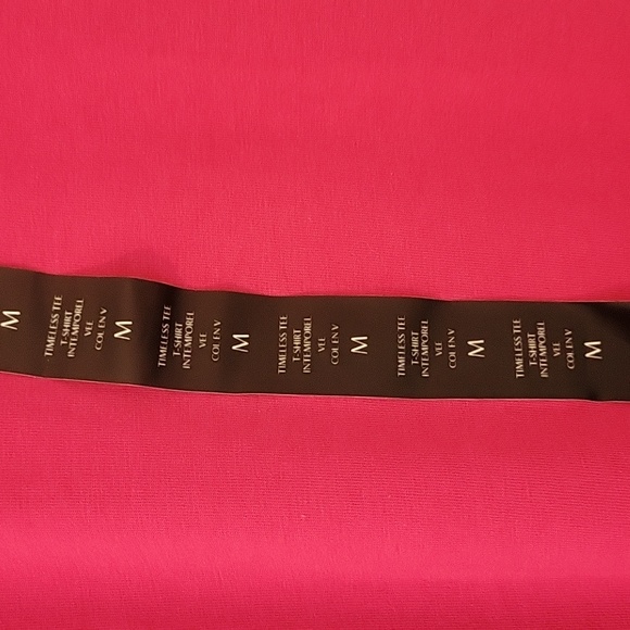 3 Banana Republic light weight t-shirts - Picture 13 of 16